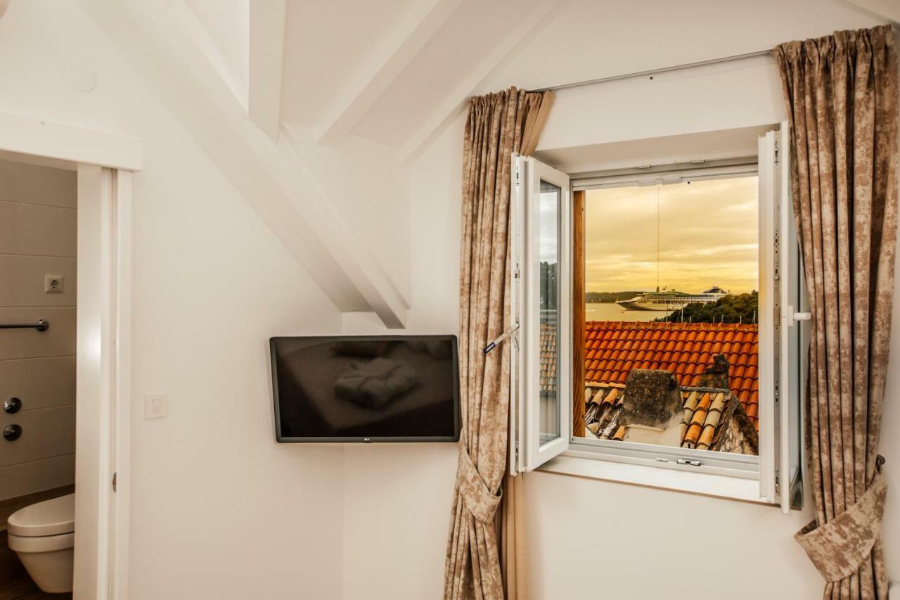 Heritage Dea Hvar Hotel 4*