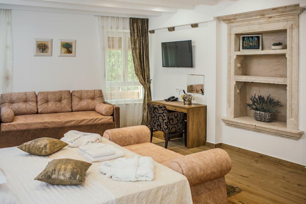 Heritage Dea Hvar Hotel 4*